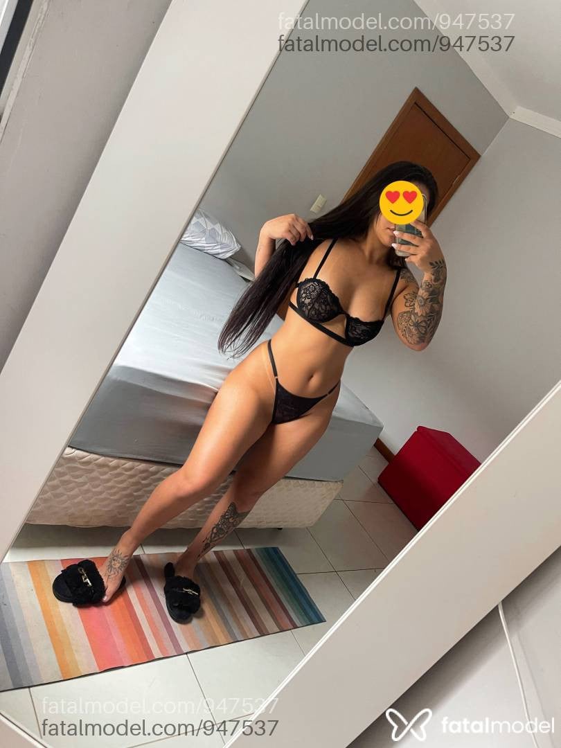 Acompanhante mulher com cabelo castanho de olhos castanhos em Guaporé - Sofia