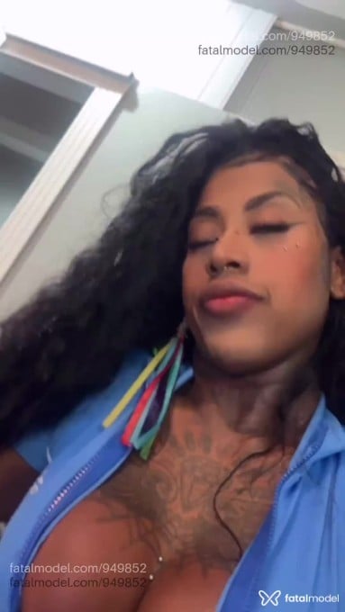 Acompanhante mulher morena (o) de olhos pretos em Porto Alegre - Serena Williams