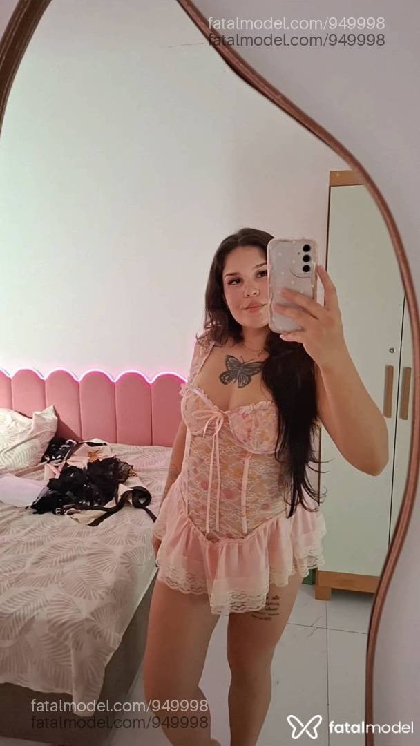 Acompanhante mulher com cabelo castanho de olhos castanhos - Bianca