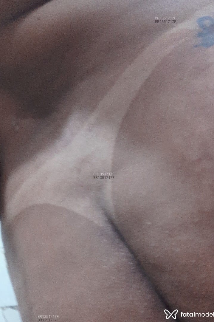 Acompanhante mulher morena (o) de olhos mel em Maceió - Pretinha