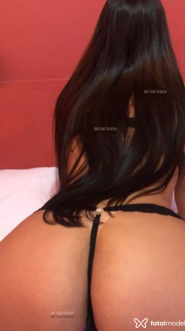 Acompanhante mulher morena (o) de olhos castanhos em Petrópolis - Iasmin Albuquerque