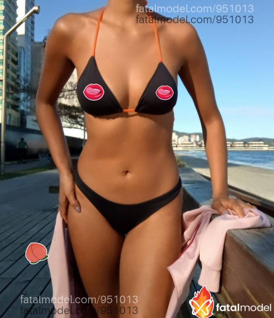 Acompanhante mulher morena (o) de olhos castanhos - Vitoria