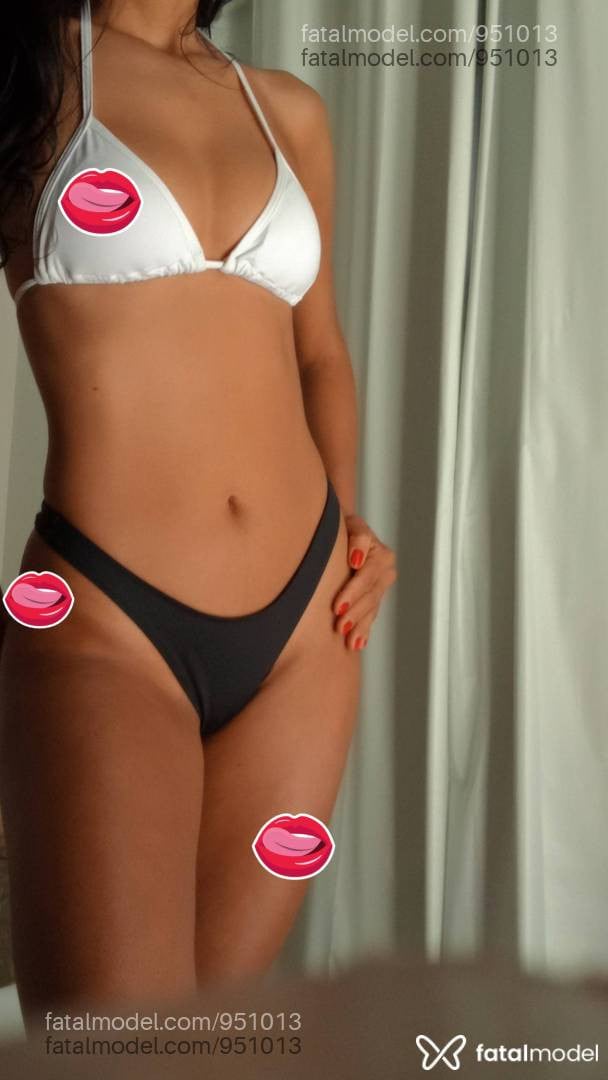 Acompanhante mulher morena (o) de olhos castanhos - Vitoria