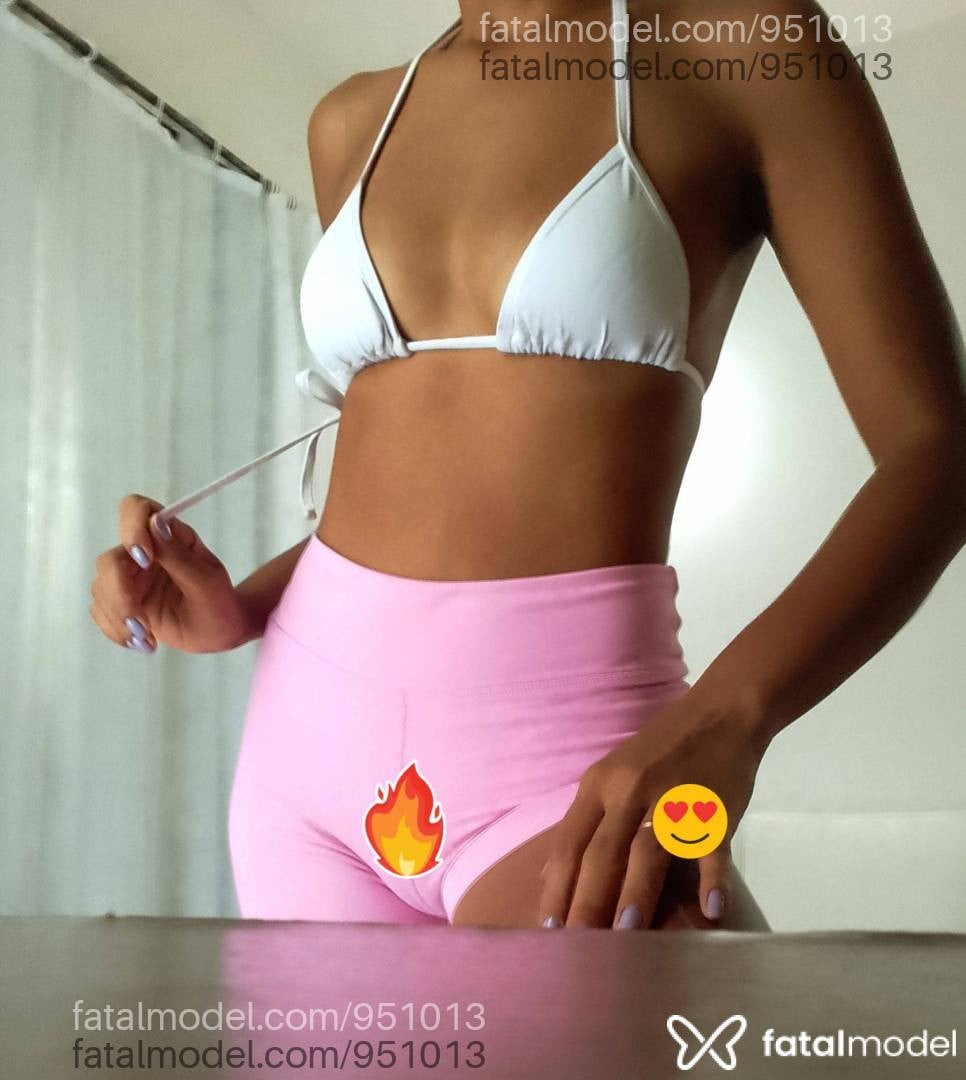 Acompanhante mulher morena (o) de olhos castanhos em Itapema - Vitoria