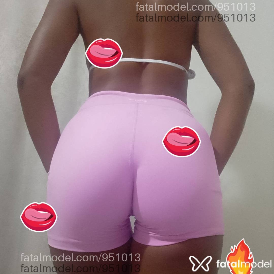 Acompanhante mulher morena (o) de olhos castanhos em Itapema - Vitoria