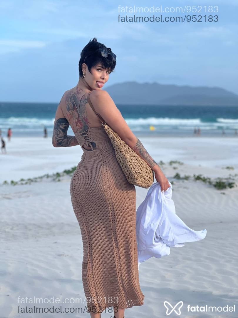 Acompanhante mulher morena (o) de olhos castanhos - Larissa Brum