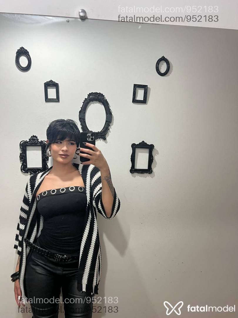 Acompanhante mulher morena (o) de olhos castanhos - Larissa Brum