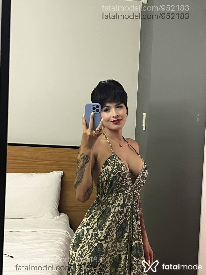 Acompanhante mulher morena (o) de olhos castanhos - Larissa Brum