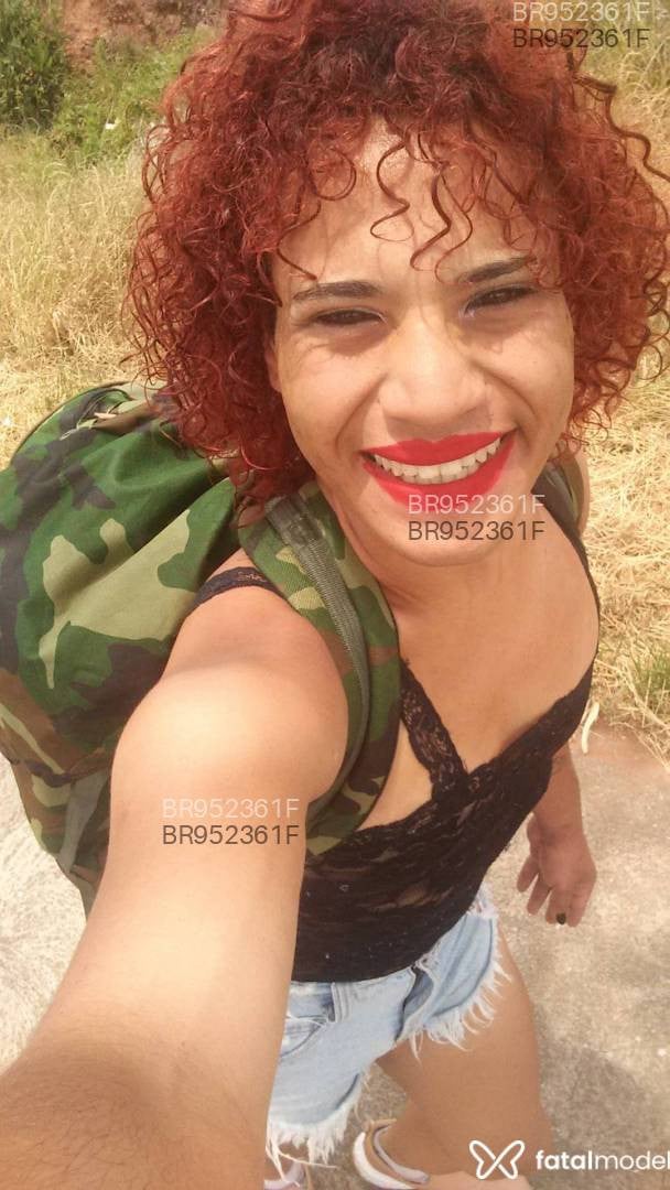 Acompanhante mulher trans ruiva (o) de olhos castanhos em Bento Gonçalves - Crys Rosa