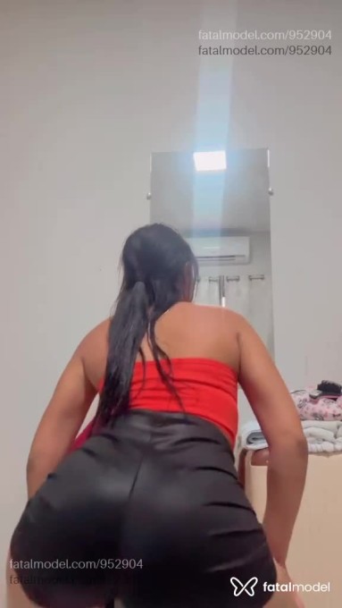 Acompanhante mulher morena (o) de olhos castanhos em Araguaína Acompanhante mulher morena (o) de olhos castanhos em Araguaína - Bella Ayla