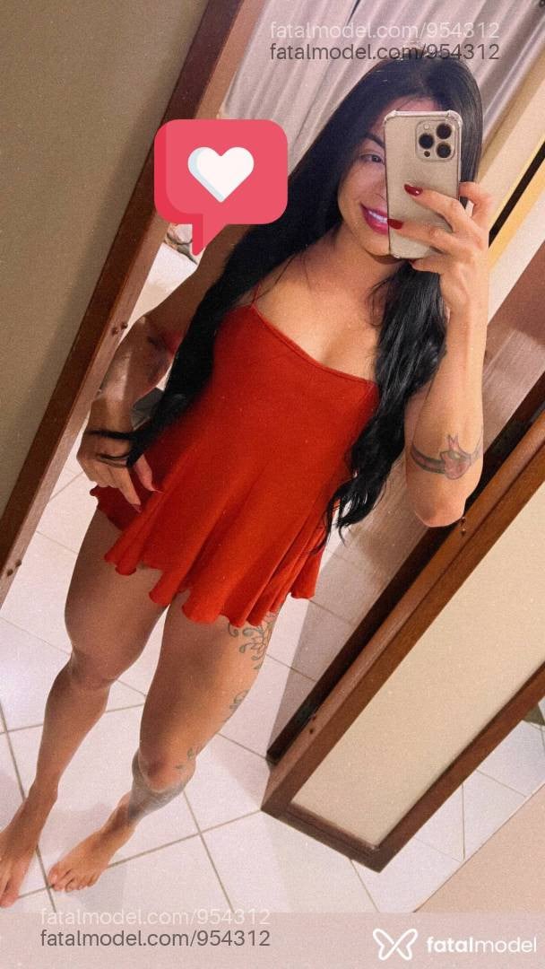 Acompanhante mulher com cabelo castanho de olhos castanhos - Anne Costa