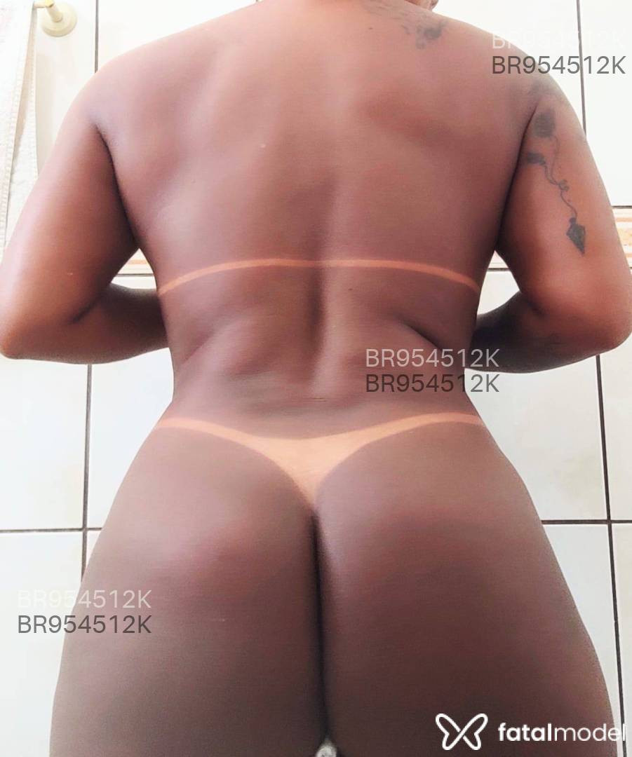 Acompanhante mulher com cabelo castanho de olhos castanhos em Araranguá Acompanhante mulher com cabelo castanho de olhos castanhos em Araranguá - Kim Tavares
