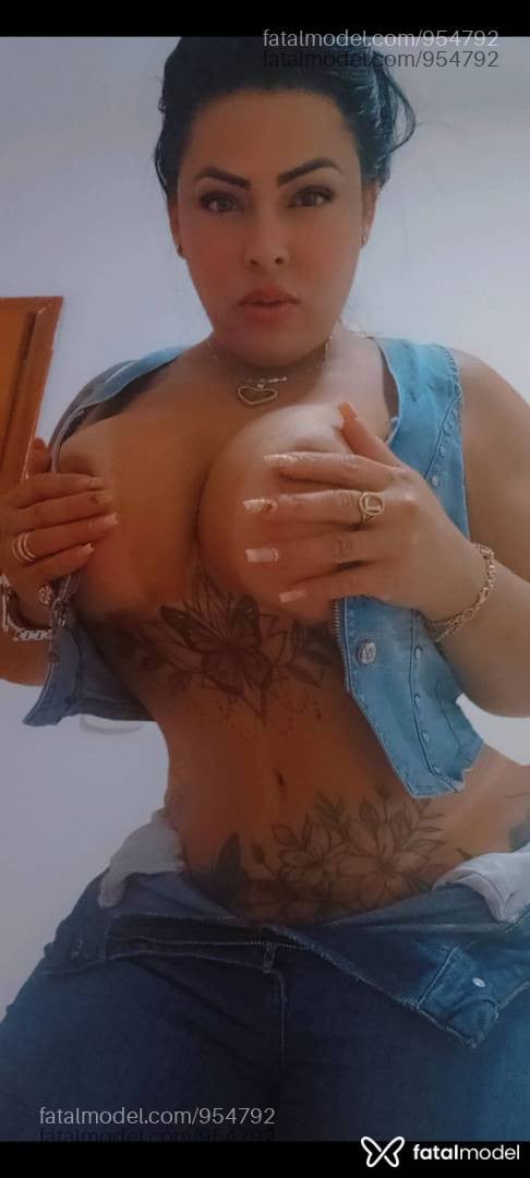 Acompanhante mulher morena (o) de olhos castanhos em Primavera do Leste - Luana