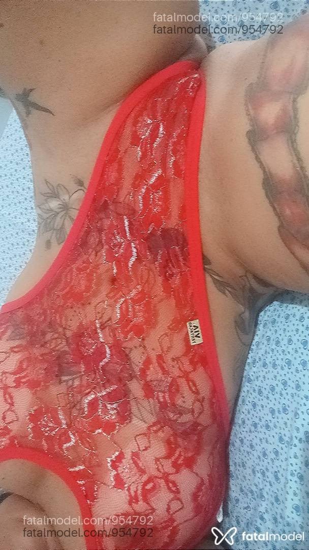 Acompanhante mulher morena (o) de olhos castanhos em Canarana - Luana