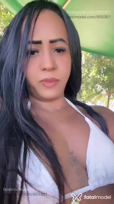 Acompanhante mulher morena (o) de olhos pretos em Ubatuba - Poly
