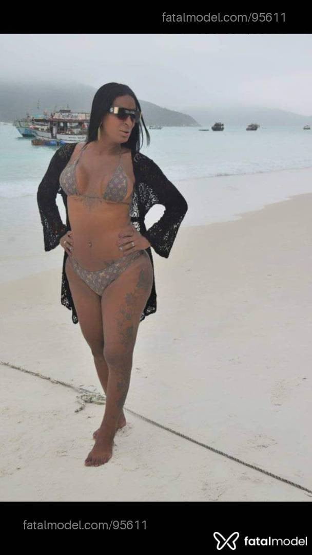 Acompanhante mulher trans morena (o) de olhos castanhos - jessica morena