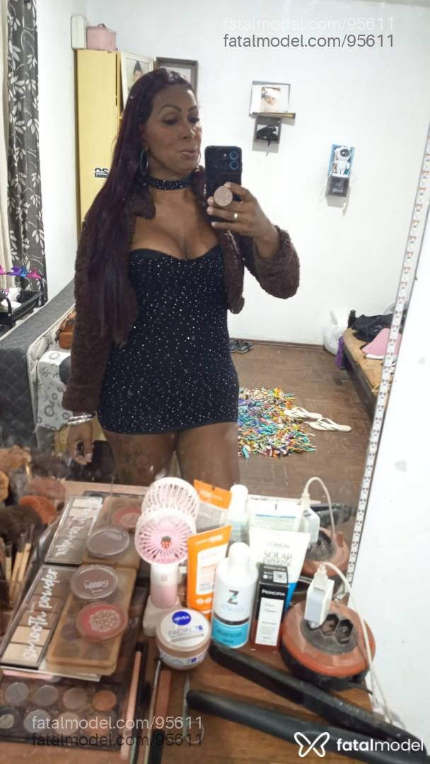 Acompanhante mulher trans morena (o) de olhos castanhos - jessica morena