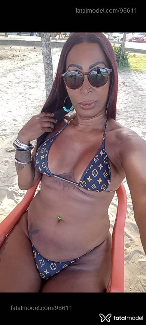 Acompanhante mulher trans morena (o) de olhos castanhos em Lorena - jessica morena