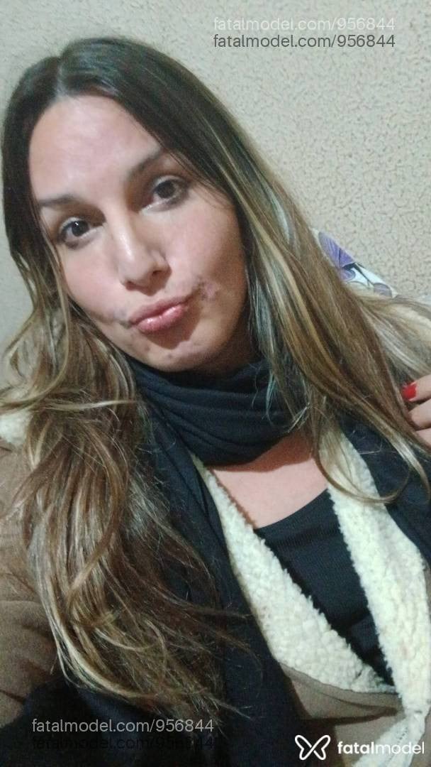 Acompanhante mulher trans loira (o) de olhos castanhos em São Leopoldo - Patrícia