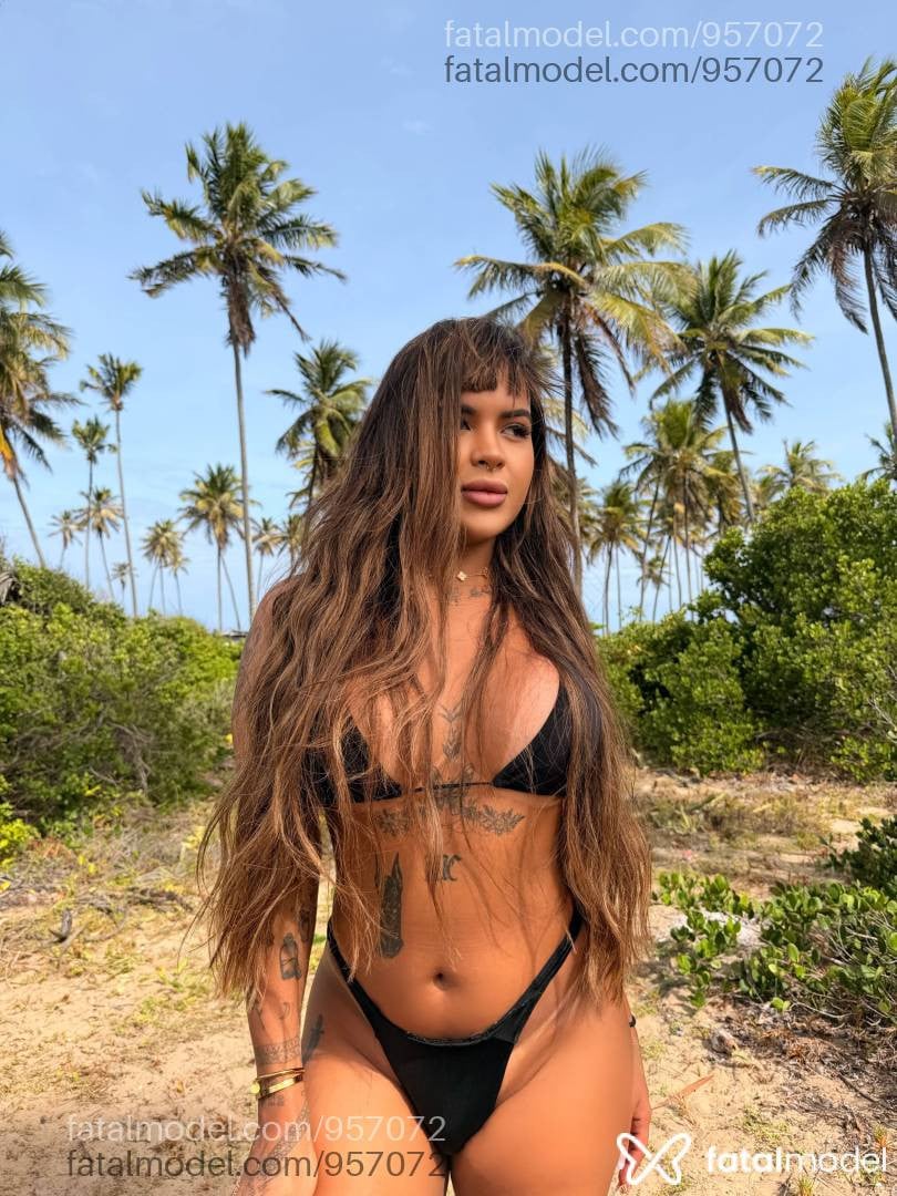 Acompanhante mulher trans morena (o) de olhos castanhos em Campinas - Nic Vinhedos