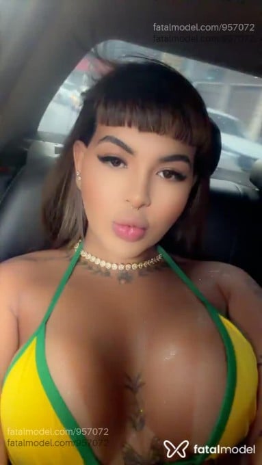 Acompanhante mulher trans morena (o) de olhos castanhos em Campinas - Nic Vinhedos