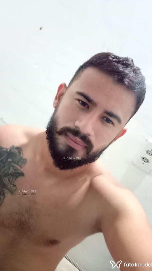 Acompanhante homem com cabelo castanho de olhos castanhos em Fortaleza - Ricardo