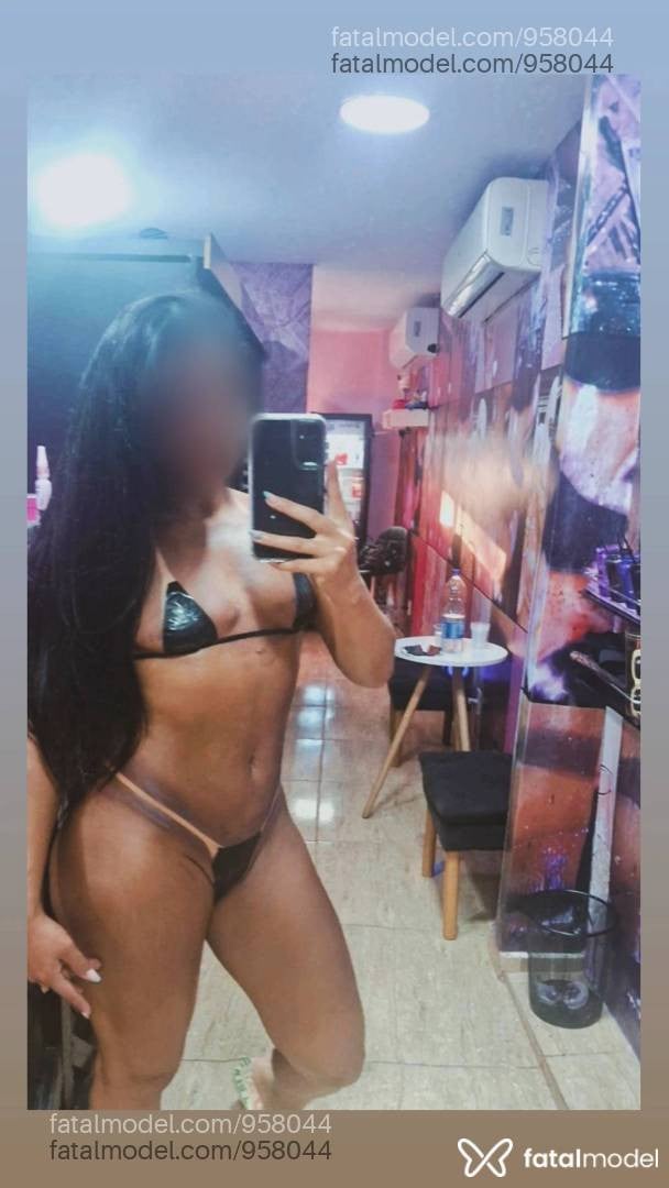 Acompanhante mulher morena (o) de olhos castanhos - Laura Gouveia