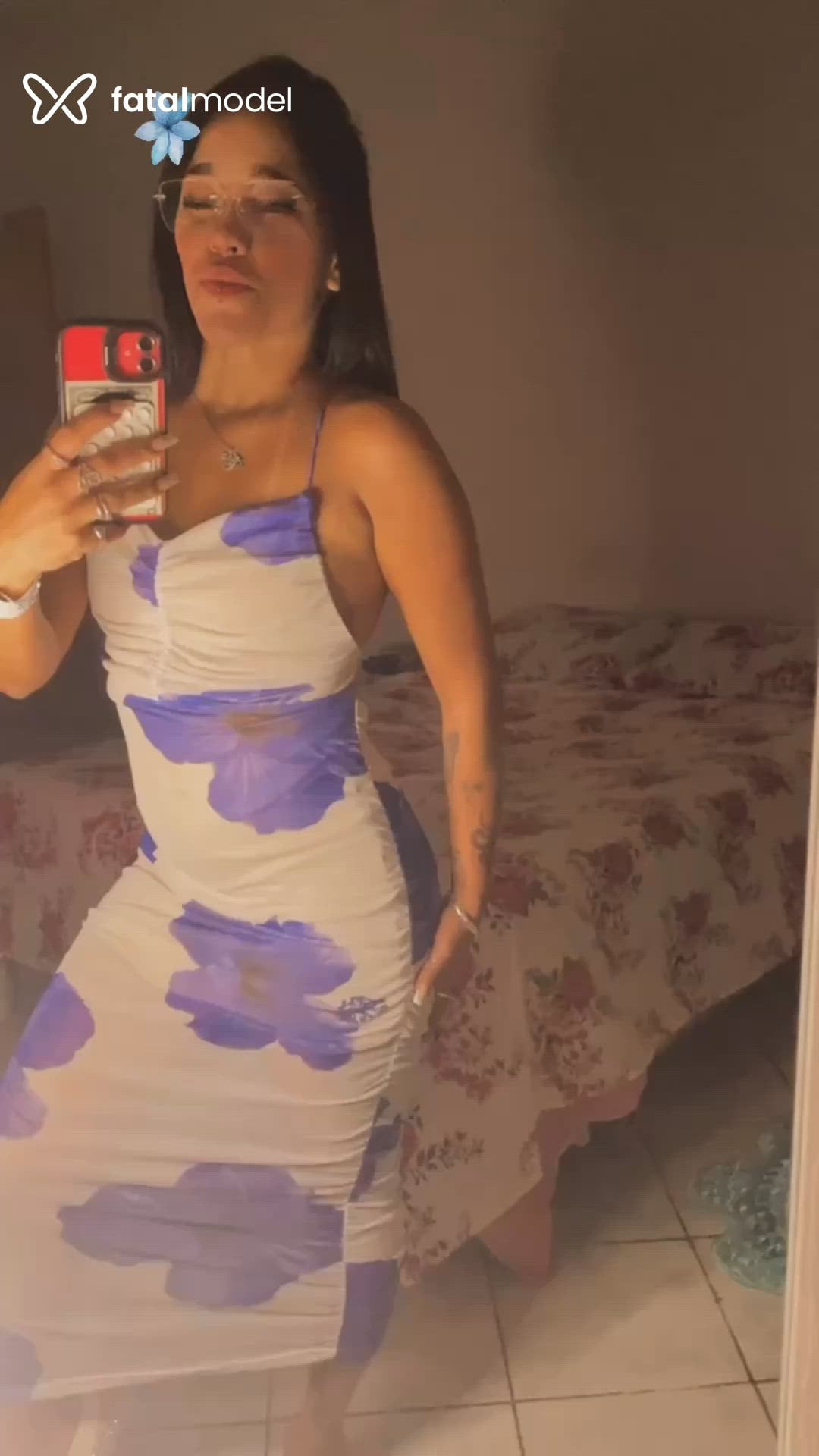 Acompanhante mulher com cabelo castanho de olhos castanhos - Isadora Souza Acompanhante mulher com cabelo castanho de olhos castanhos - Isadora Souza