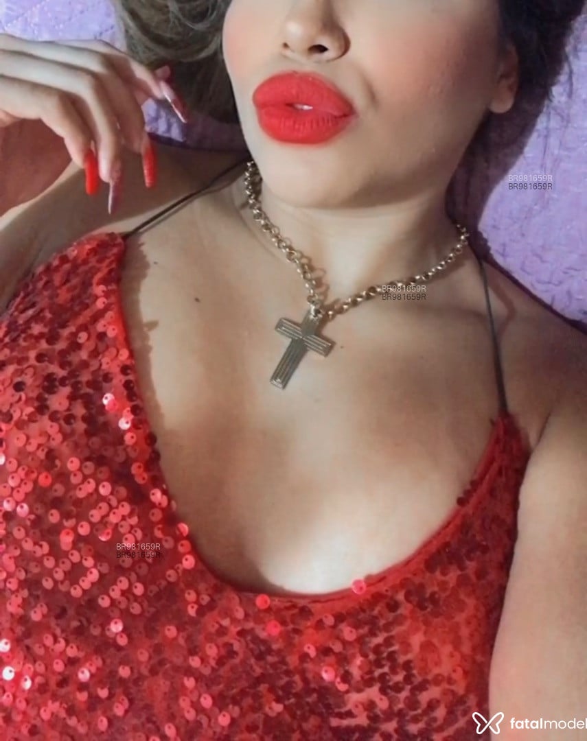Acompanhante mulher com cabelo castanho de olhos castanhos em Caxias Acompanhante mulher com cabelo castanho de olhos castanhos em Caxias - Carol