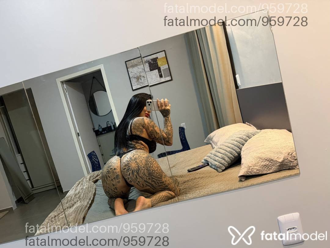 Acompanhante mulher morena (o) de olhos castanhos em Joinville - Emy