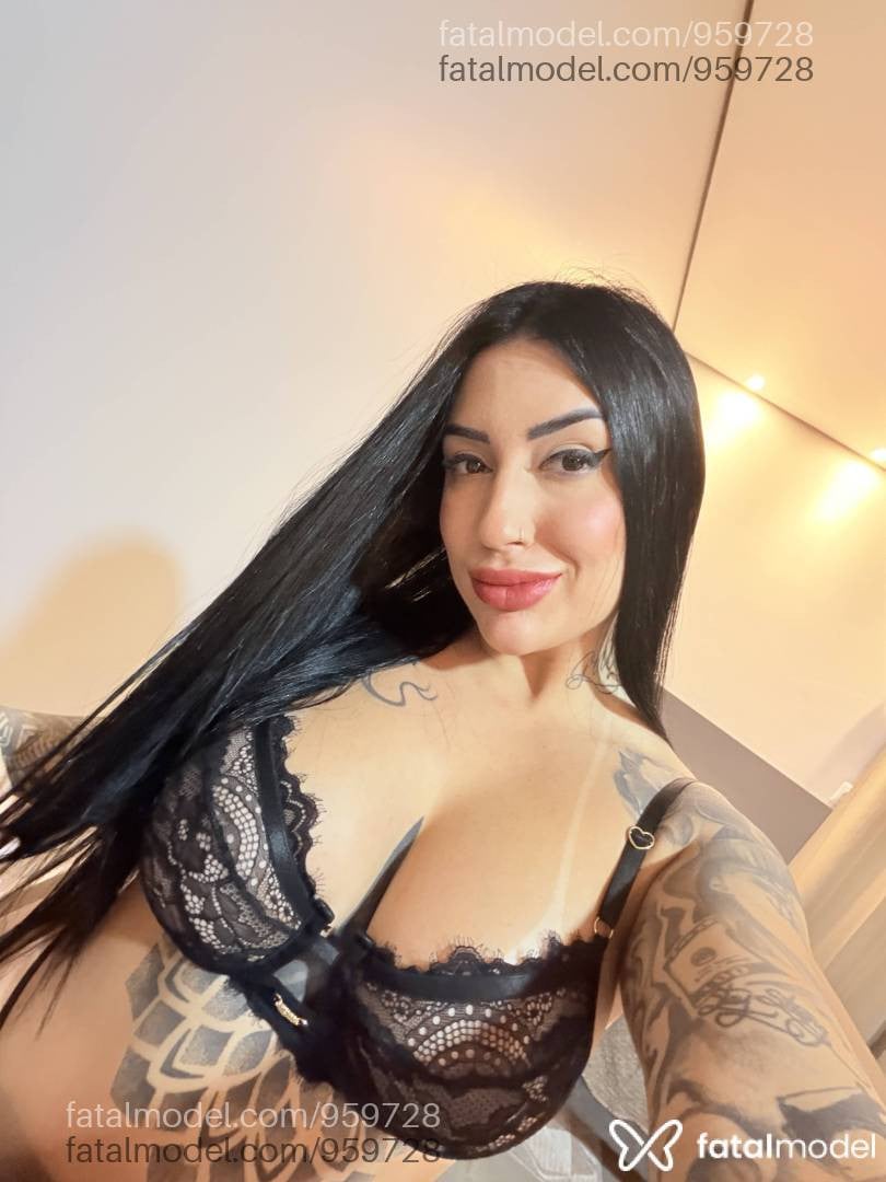 Acompanhante mulher morena (o) de olhos castanhos em Joinville - Emy