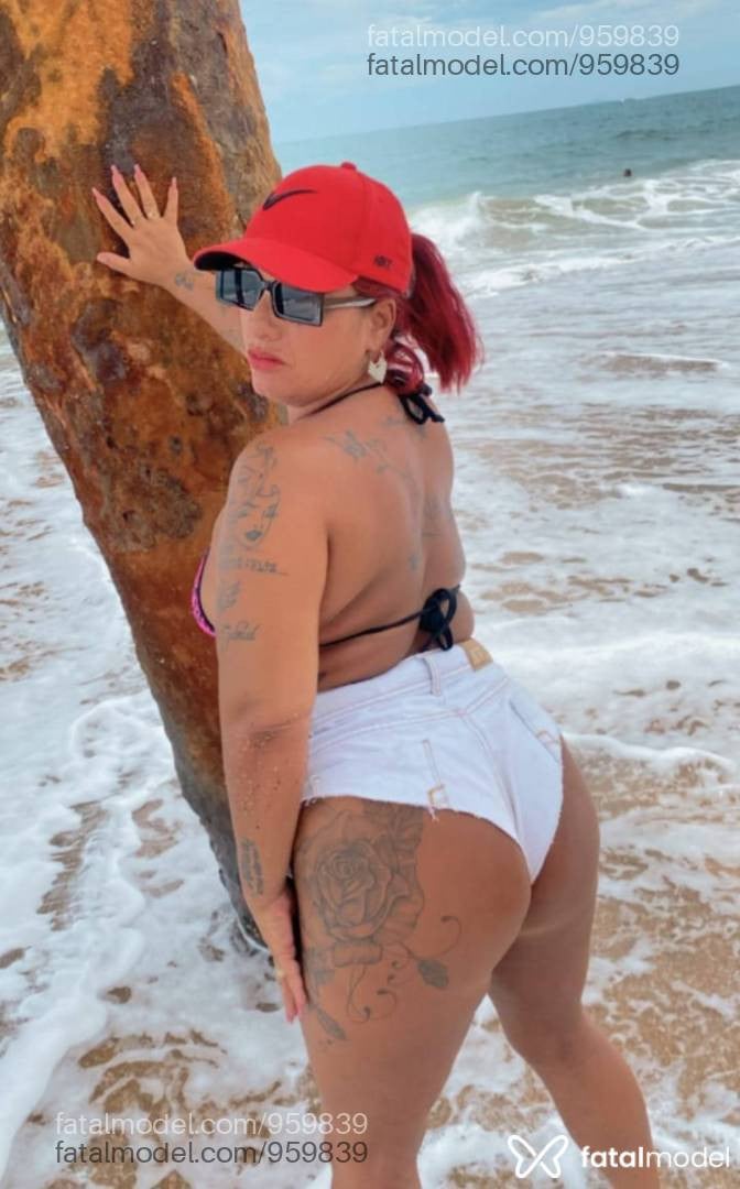 Acompanhante mulher ruiva (o) de olhos castanhos - Malu morena
