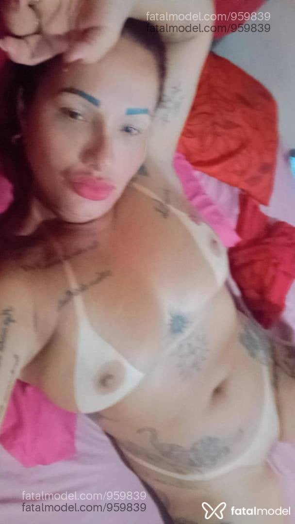 Acompanhante mulher ruiva (o) de olhos castanhos - Malu morena