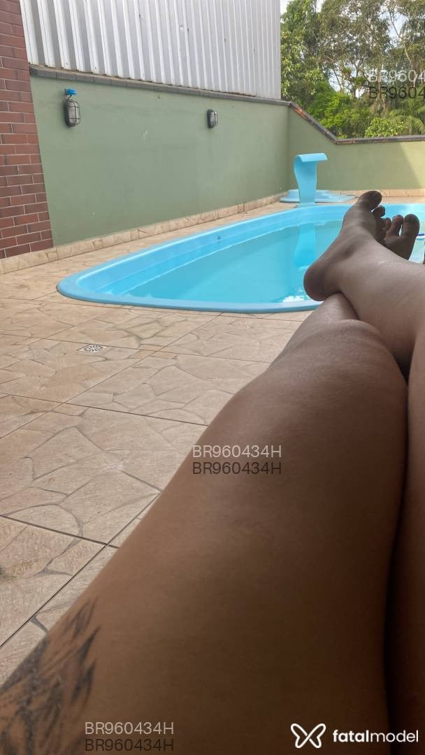 Acompanhante mulher com cabelo castanho de olhos pretos em Florianópolis - Pavorô