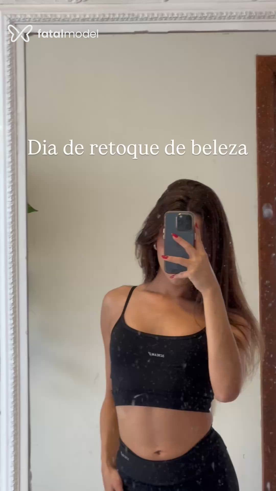 Acompanhante mulher trans com cabelo castanho de olhos mel - Barbara Acompanhante mulher trans com cabelo castanho de olhos mel - Barbara