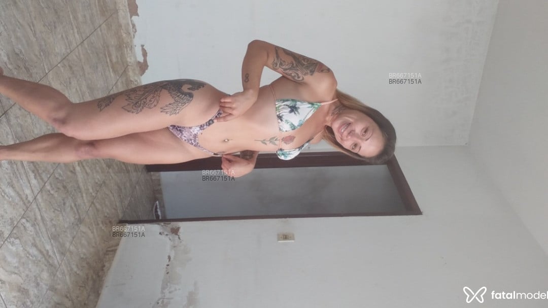 Acompanhante mulher loira (o) de olhos mel em Tubarão - Gabriela Garcia