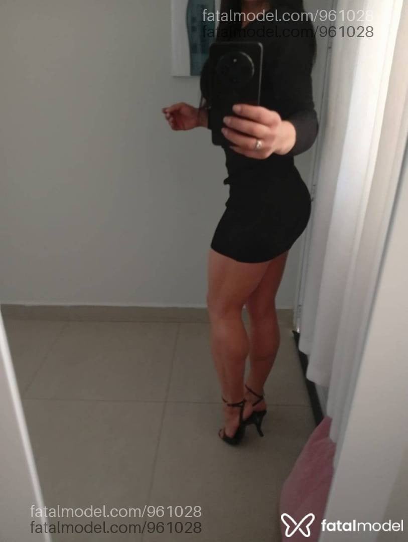 Acompanhante mulher com cabelo castanho de olhos castanhos em Limeira - Juju Baronni