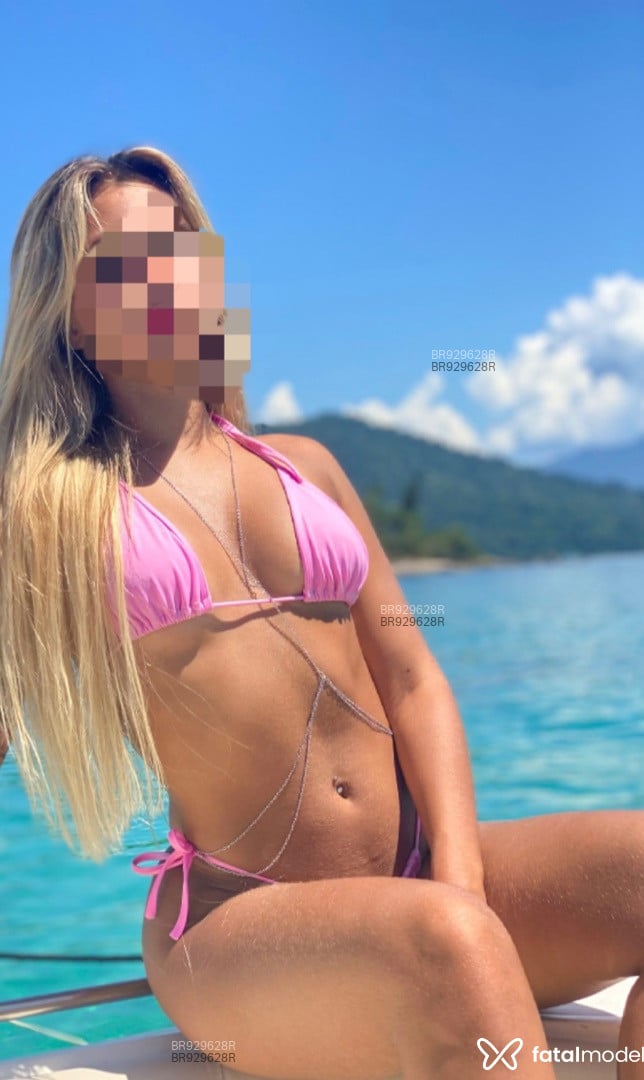 Acompanhante mulher loira (o) de olhos castanhos em Barra do Piraí - Adele