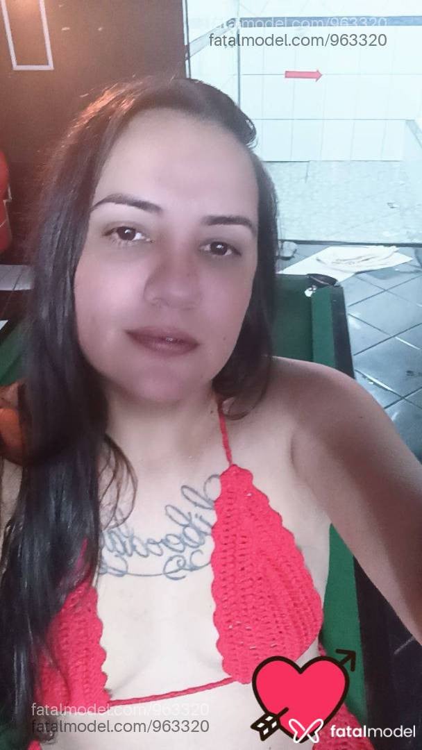 Acompanhante mulher com cabelo castanho de olhos castanhos em Jataí - Lara Higer