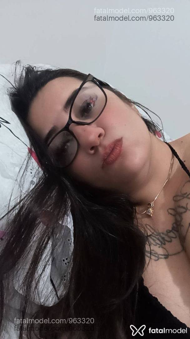 Acompanhante mulher com cabelo castanho de olhos castanhos em Jataí - Lara Higer