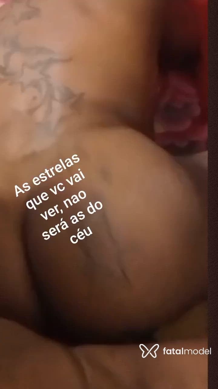 Acompanhante mulher trans morena (o) de olhos pretos - Labelly