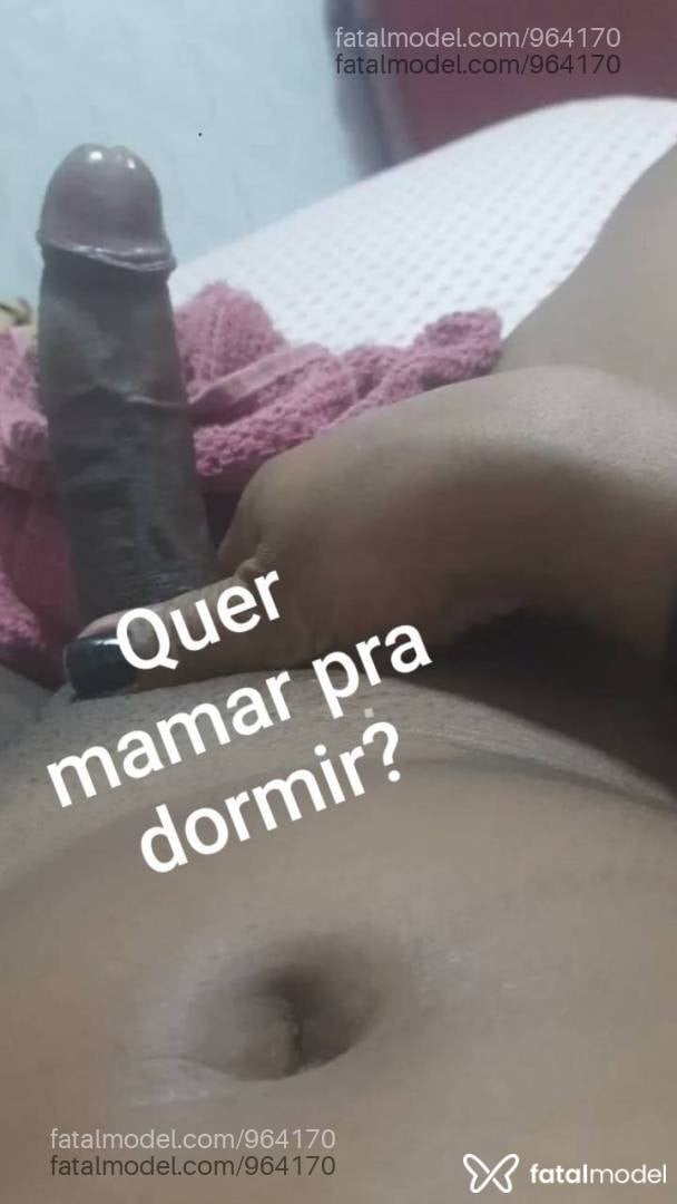 Acompanhante mulher trans morena (o) de olhos pretos - Labelly