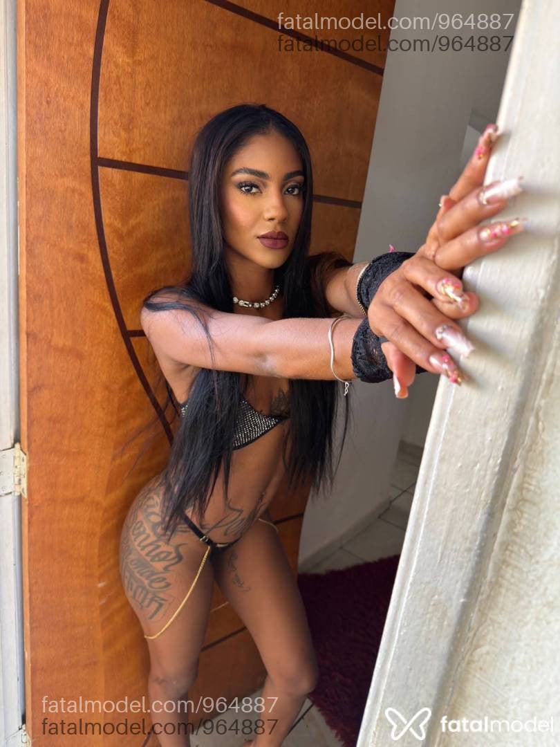Acompanhante mulher morena (o) de olhos castanhos em Uberaba - Kiara