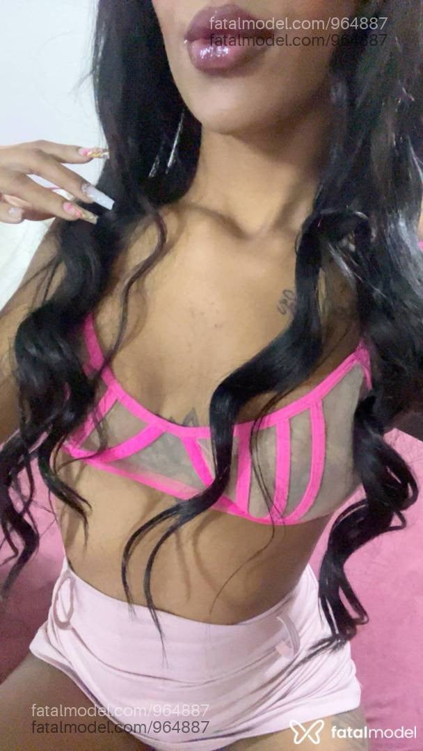 Acompanhante mulher morena (o) de olhos castanhos em Uberaba - Rubi