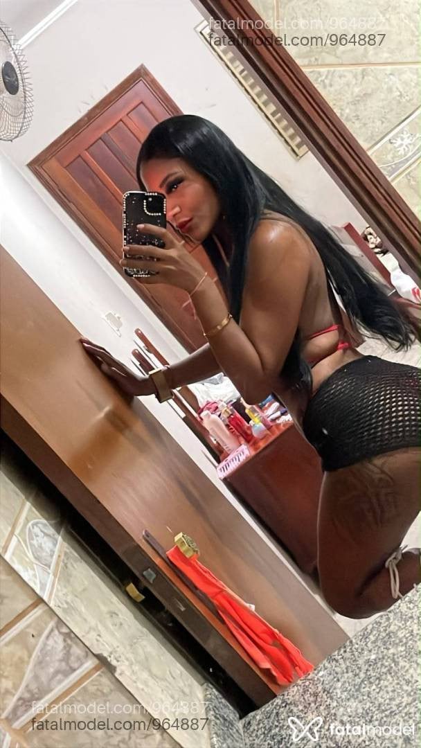 Acompanhante mulher morena (o) de olhos castanhos em Angra dos Reis - Rubi