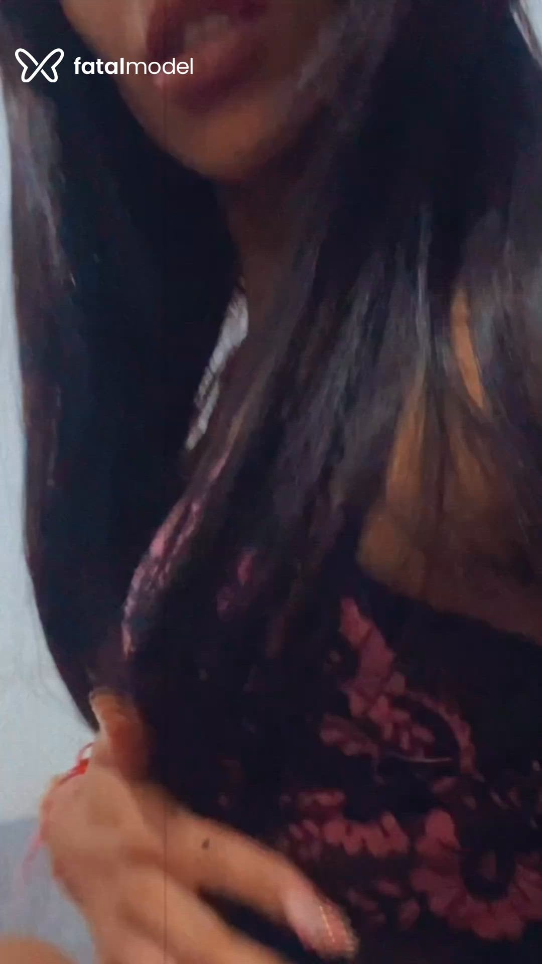 Acompanhante mulher morena (o) de olhos castanhos - Kiara