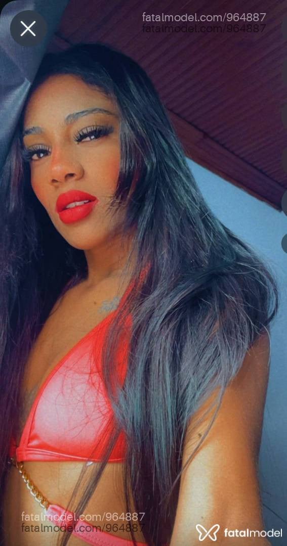 Acompanhante mulher morena (o) de olhos castanhos em Uberaba - Kiara