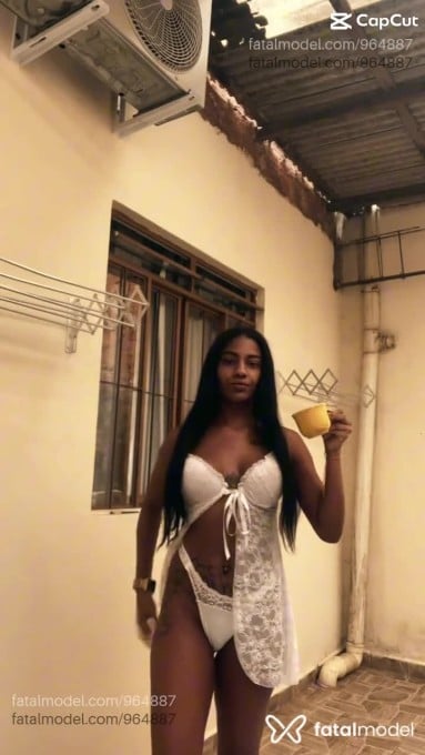 Acompanhante mulher morena (o) de olhos castanhos em Uberaba - Rubi