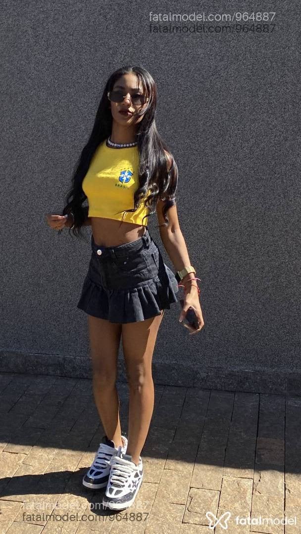 Acompanhante mulher morena (o) de olhos castanhos em Uberaba Acompanhante mulher morena (o) de olhos castanhos em Uberaba - Kiara