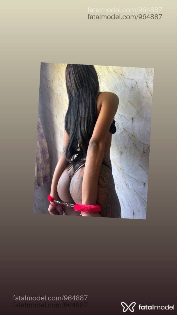Acompanhante mulher morena (o) de olhos castanhos - Kiara